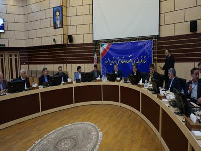 نماینده معین اقتصاد مقاومتی وزارت ارتباطات در جلسه ستاد فرماندهی اقتصاد مقاومتی استان البرز